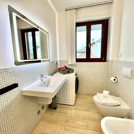 2 Bedrooms, Wifi, Airco Near Station By Kibilu Affitti Brevi * 코모
